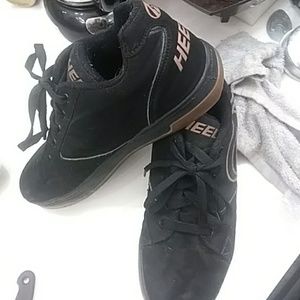 Size 7 HEELEYS